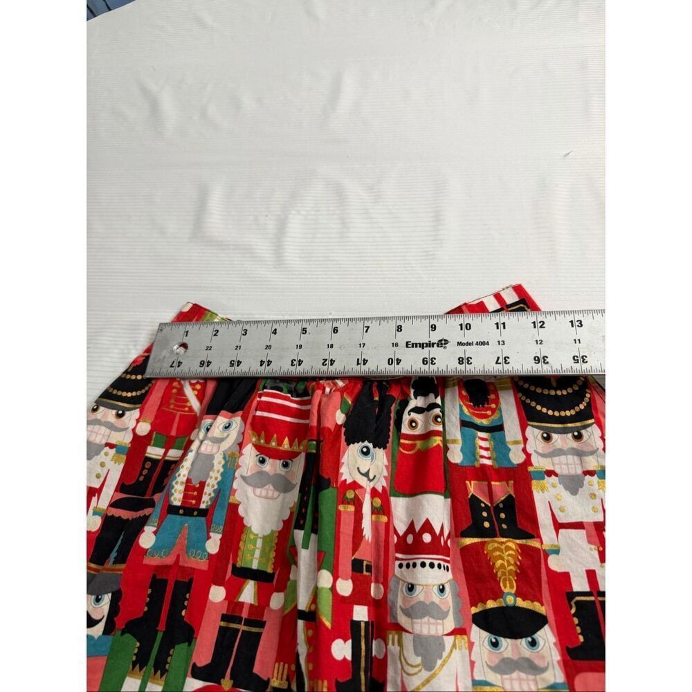 Retrolicious Nutcracker A Line Skirt Size Small - Picture 4 of 10